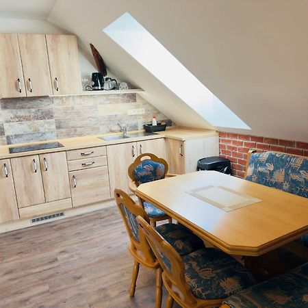Penzion, Restaurace Jaro Vesin Brdy Rozmital pod Tremsinem Exteriör bild