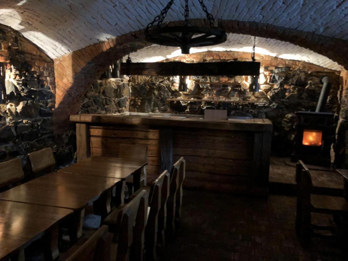 Penzion, Restaurace Jaro Vesin Brdy Rozmital pod Tremsinem Exteriör bild